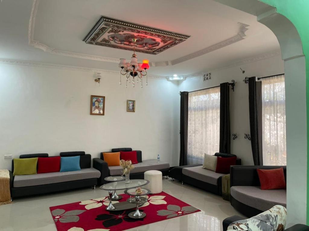 Ostello Evelina House Boma la Ngombe Esterno foto