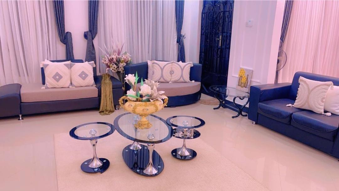 Ostello Evelina House Boma la Ngombe Esterno foto